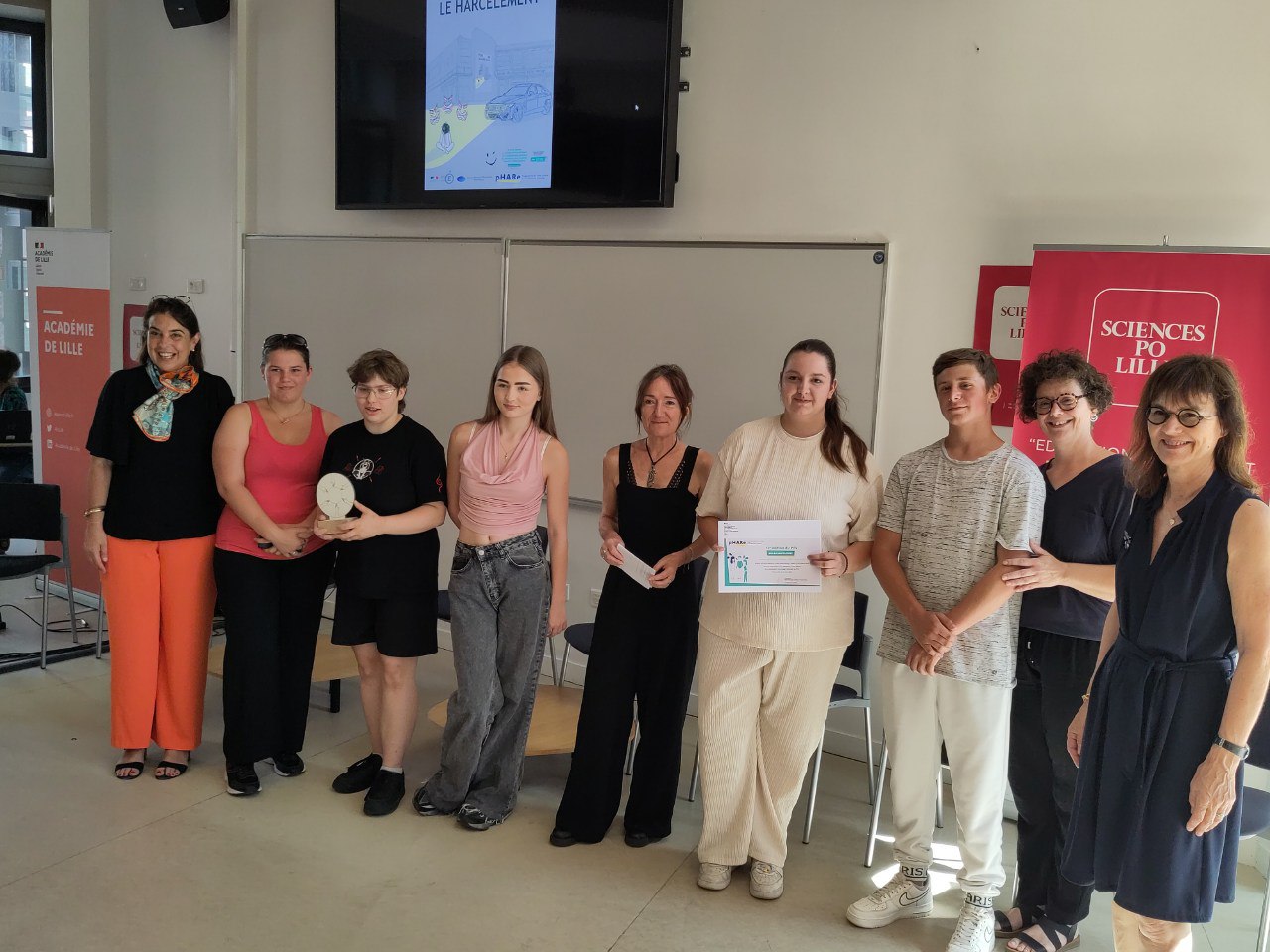 HALTE AU HARCELEMENT SCOLAIRE